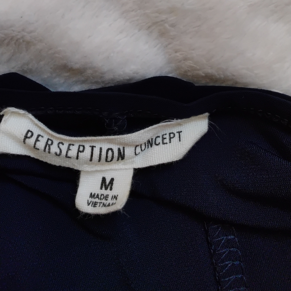 PerSeption Concept Navy Blouse with Cutout Sleeves - Picture 2 of 4